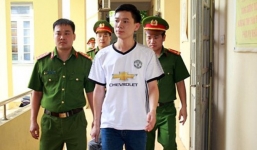 Bác sĩ Hoàng Công Lương bị bắt: Cha già chực khóc khi nhắc tới con trai