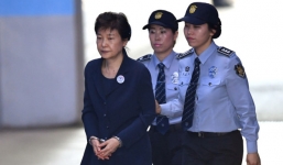 Triều Tiên tuyên án tử hình vắng mặt cựu tổng thống Park Geun Hye