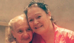 Sống với nỗi buồn mất mẹ, ngày gặp lại, người con gái phát hiện sự thật khủng khiếp được chôn giấu suốt 54 năm