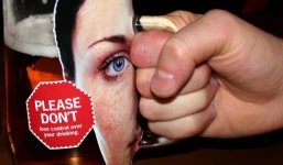 Chàng trai thử uống bia liên tục trong 1 tháng để kiểm chứng sự thay đổi của cơ thể, kết quả khiến ai cũng phải giật mình!