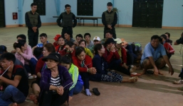 Bộ Công an bắt ổ bạc lớn với hàng trăm con bạc ngay tại nghĩa trang