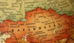 Ngôi làng kì lạ: người dân tự nhiên gục xuống ngủ mấy ngày liền mới dậy