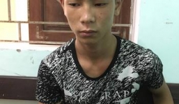 Người giúp việc trộm tiền trong cốp xe của bà chủ