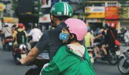 Khoảnh khắc trên phố Hà Nội khiến người ta vừa thương vừa giận