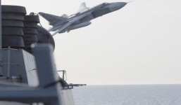 Quấy rối tàu chở khí tài, Nga khiến Mỹ lộ điểm yếu nghiêm trọng