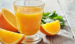 Thường xuyên uống nước cam bạn nhất định phải biết điều này