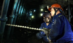 Quảng Ninh: Bục nước hầm than, một thợ mỏ bị mắc kẹt