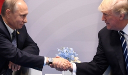 BBC: Ngôn ngữ cơ thể hé lộ ông Trump 'thắng điểm' trước ông Putin trong cuộc gặp lịch sử