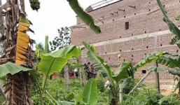 Xuống hố ga cứu con trai 5 tuổi, cả hai bố con tử vong thương tâm