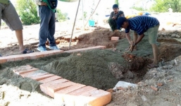 Vụ san phẳng mộ vợ vua: Sự thật đằng sau lời nói dối