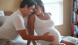 Điều không thể giải thích của y học: Người mẹ vẫn có thể có thai trong khi đang có thai