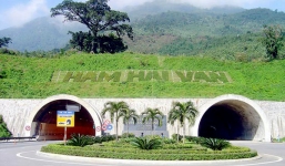 Từ ngày mai, hầm đường bộ Hải Vân sẽ đóng cửa 30 phút mỗi ngày