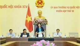 Lý do báo chí chỉ được dự 5 phút đầu họp Thường vụ Quốc hội