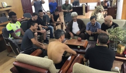 Hành động thượng võ của cao thủ Vịnh Xuân Flores với võ sư Việt Nam