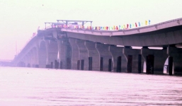 Cầu vượt biển dài nhất Việt Nam chưa thông đã lộ nhiều sai sót kỹ thuật