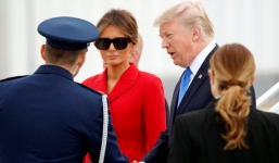 Ông Trump đã đến Paris đúng lúc cần 'tránh bão' ở Washington nhất