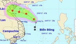 Áp thấp có thể mạnh thành bão đổ bộ vào Hải Phòng - Nghệ An