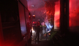 Hỏa hoạn tại tầng 2 một ngôi nhà trên phố Thái Hà, nhiều tài sản bị thiêu rụi