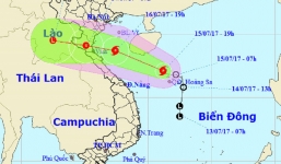 Bão số 2 giật cấp 11, tiến thẳng vào bờ biển Thanh Hóa - Hà Tĩnh