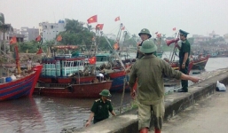 Lãnh đạo yêu cầu hoãn các cuộc họp để tập trung chống bão