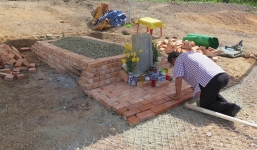 Vụ mộ Tài nhân họ Lê bị san ủi: Sẽ khởi kiện chủ đầu tư vì xâm phạm mồ mả