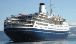 Sống sót kỳ diệu khi bơi 800m trên Đại Tây Dương vì cãi nhau với chồng