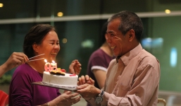 Ngưỡng mộ tình cảm chân thành của bố mẹ ca sĩ Giang Hồng Ngọc