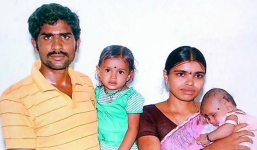 Chồng thiêu sống vợ đang mang thai và con gái vì không đẻ được con trai