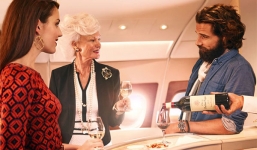 Mua vé  máy bay hạng nhất để ăn miễn phí cả năm