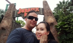 Diễn viên Việt sốc khi yêu trai Tây: Mua vòng hoa viếng tặng bạn gái, khấn tổ tiên nói 'chúc các bác bữa tối ngon miệng'