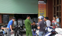 Vừa vào làm việc, nhân viên cầm dao đâm chết quản lý trung tâm điện máy