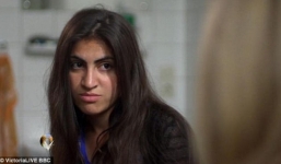 Cô bé 14 tuổi bị phiến quân IS cưỡng hiếp mỗi ngày trong suốt 6 tháng