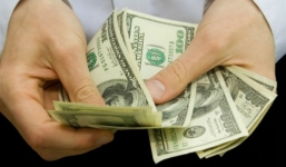 Mong muốn mức lương 7 -8 triệu với người trẻ mới ra trường là thấp hay cao?