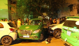 Clip thời điểm diễn ra vụ 13 xe tông nhau liên hoàn khiến 2 người chết 