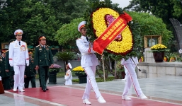 Lãnh đạo Đảng, Nhà nước dâng hương viếng các anh hùng liệt sĩ