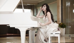 'Giọng ca hay nhất Bắc California' tiết lộ sự thật cuộc sống bên Mỹ