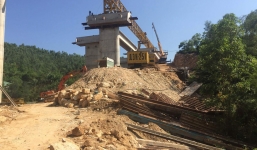 Quảng Ninh: Gãy dầm cầu đường cao tốc Hạ Long - Vân Đồn