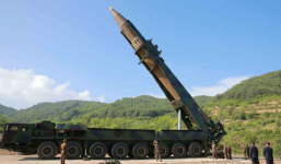 Tên lửa Hwasong-14 của Triều Tiên - Thông số ấn tượng nhưng chỉ là 'món đồ trang trí'!