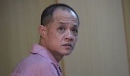 Thực khách chê đồ ăn đắt, bị đầu bếp đâm thủng bụng