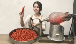 Tưởng làm video cho vui, “thánh ăn công sở” lại kiếm được 1,6 tỷ đồng mỗi clip