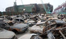 Chùm ảnh hơn 100 ô tô biến thành đống sắt sau 3 năm chìm dưới đáy biển cùng phà Sewol