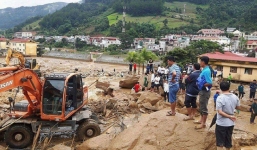 Mưa lũ khiến 18 người chết, 19 người mất tích 