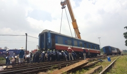 Hà Nội: Lại thêm tàu hỏa trật bánh ở ga Yên Viên