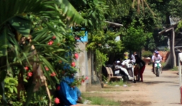 Ngăn con trai đánh nhau, cha bị đâm tử vong