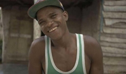 Lạ kỳ vùng đất bé gái đến tuổi dậy thì là biến thành con trai