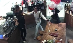 Ông chủ cà phê danh tiếng ở Sài Gòn xin lỗi vụ tát nữ nhân viên