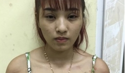 Bắt 'kiều nữ' cầm đầu đường dây gái gọi