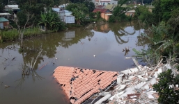 Chuyển công tác chủ tịch phường sau vụ biệt thự đang xây đổ sập xuống ao