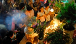 Văn khấn, cách sắm lễ cúng tháng cô hồn đầy đủ nhất ai cũng nên biết