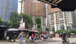 Nam thanh niên bị chém tử vong gần cổng chợ Mỹ Đình